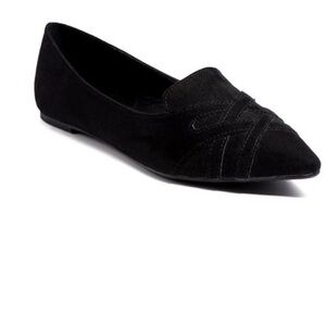 NEW Black Hedy point toe Loafers